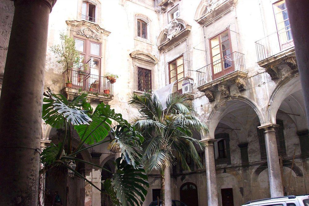 Ballaro' Hotel - Budget Room Palermo Exterior photo